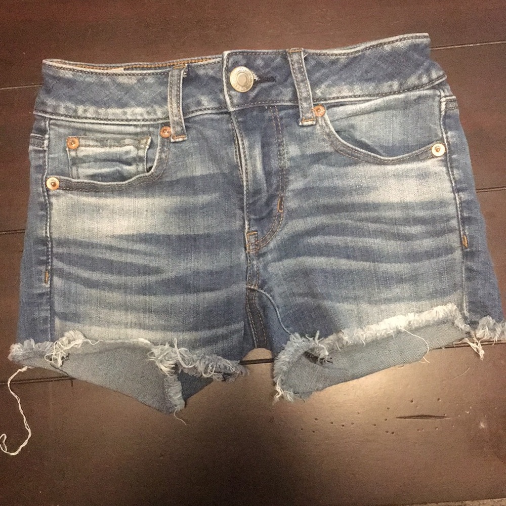 light blue jean shorts - Picture 1 of 3